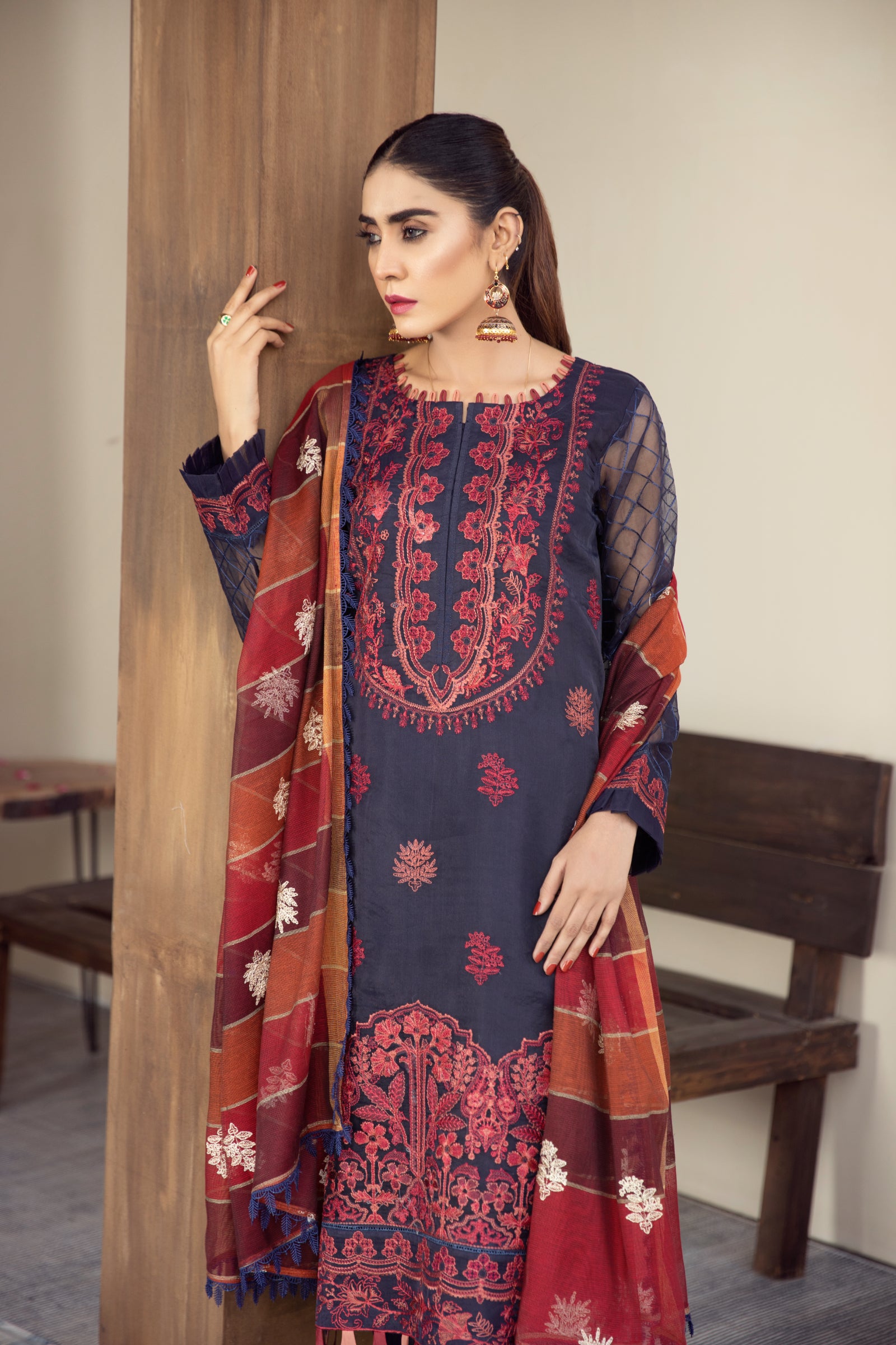 Navy Blue Embroidered 3 Piece Suit | ZUN | Afsheen
