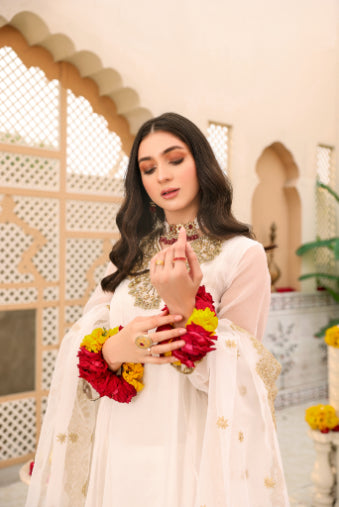 White Adda Work Formal 3 Piece Suit | Mumtaz | Bano