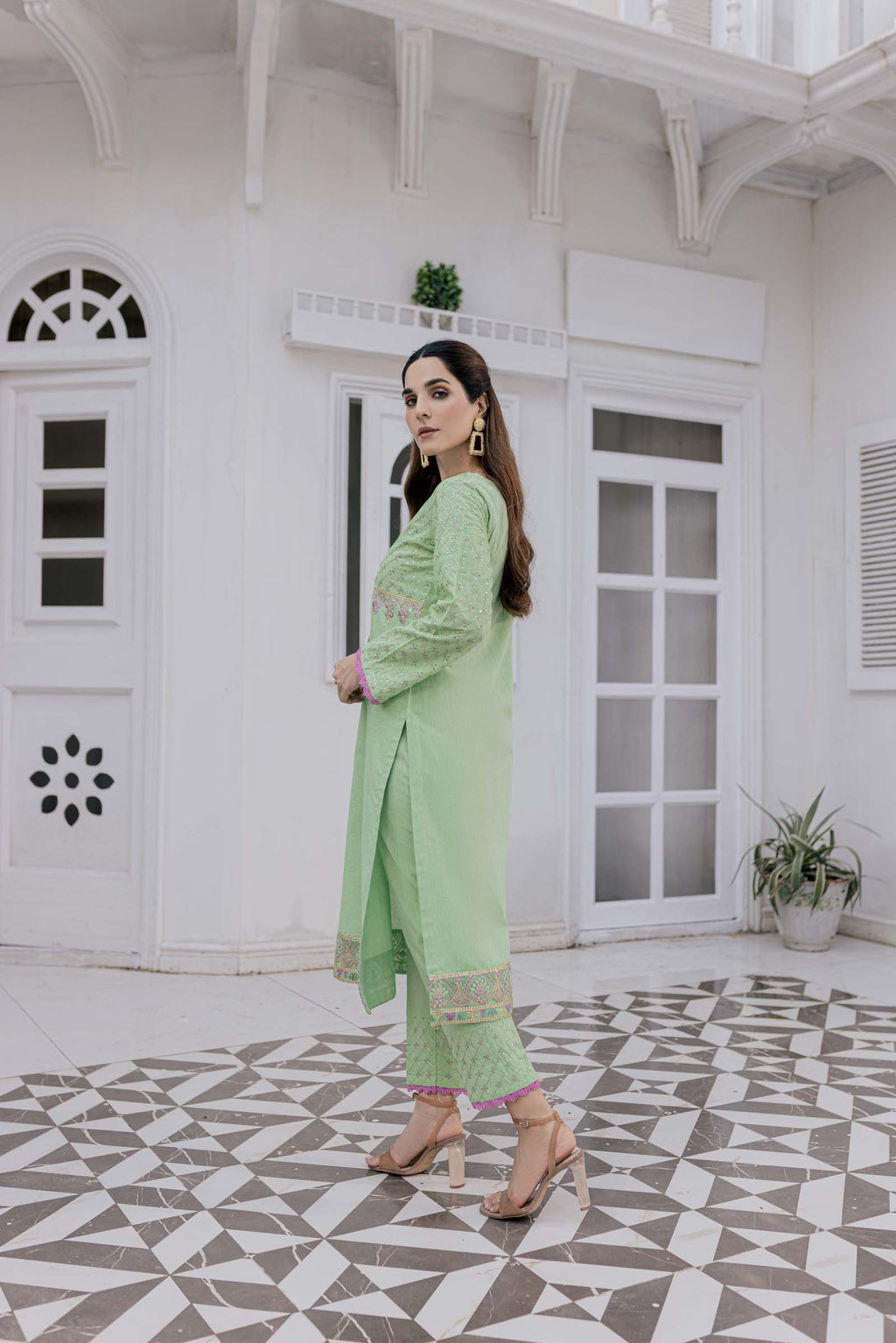 Green Embroidered 2 Piece Suit | Izel | Dasht