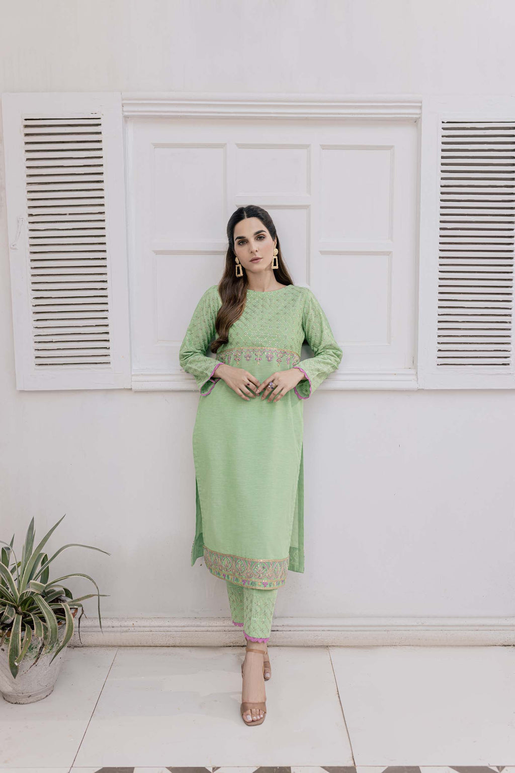 Green Embroidered 2 Piece Suit | Izel | Dasht