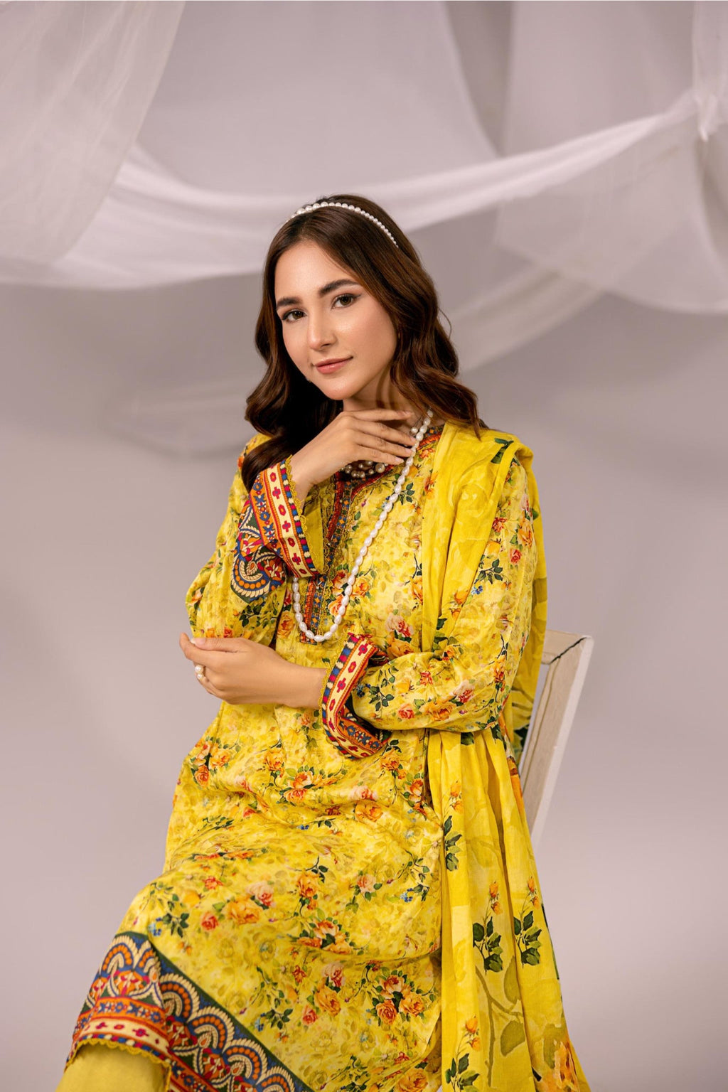 Printed Yellow Lawn 3 Piece Suit | Intekhab | Design 01