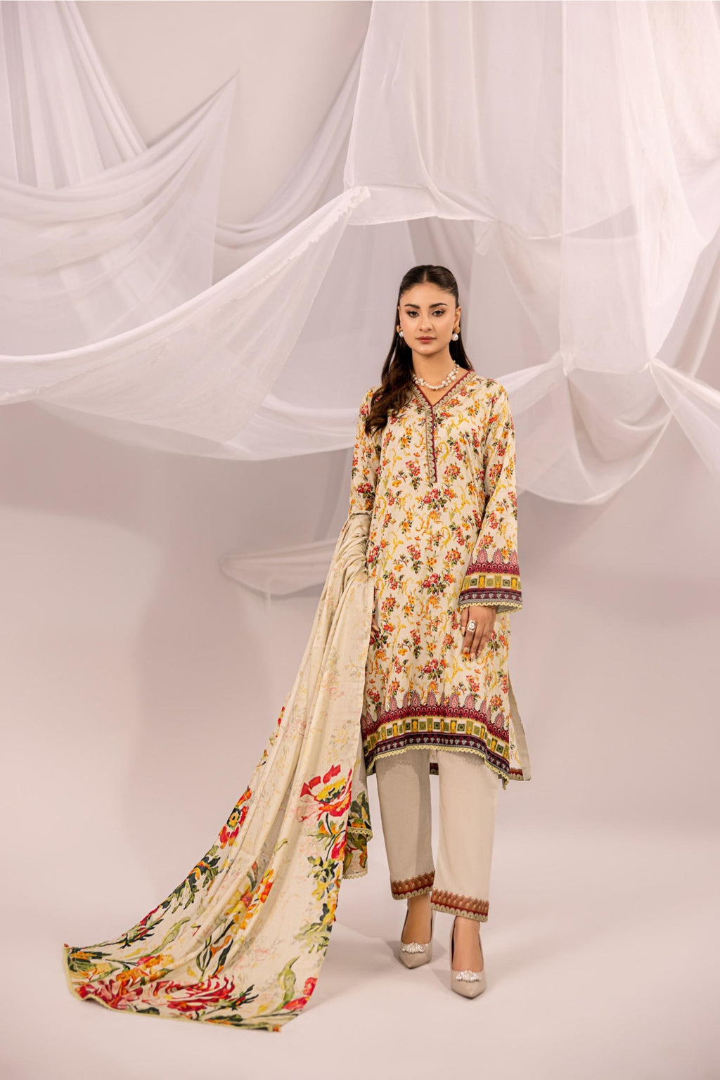 Printed Cream Floral Lawn 3 Piece Suit | Intekhab | Design 06
