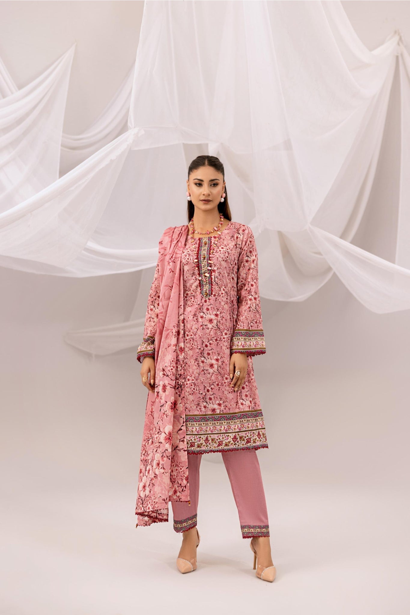 Printed Dusty Pink Lawn 3 Piece Suit | Intekhab | Design 09