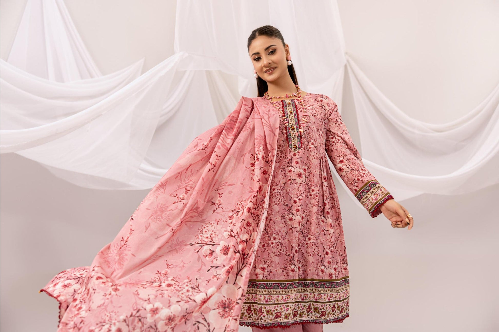 Printed Dusty Pink Lawn 3 Piece Suit | Intekhab | Design 09
