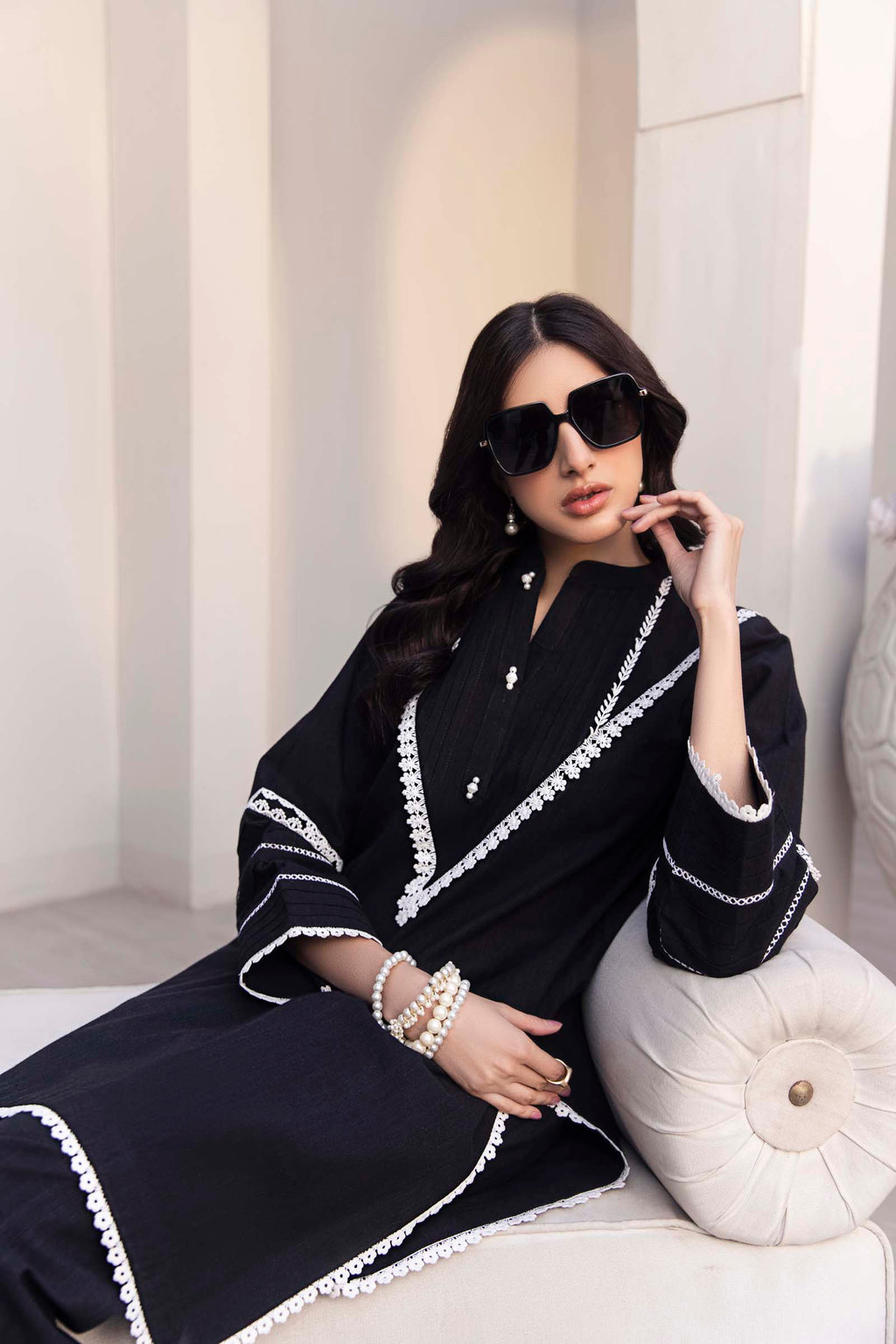 Black Lace Detailed 2 Piece Suit | Izel | Fleur Noir