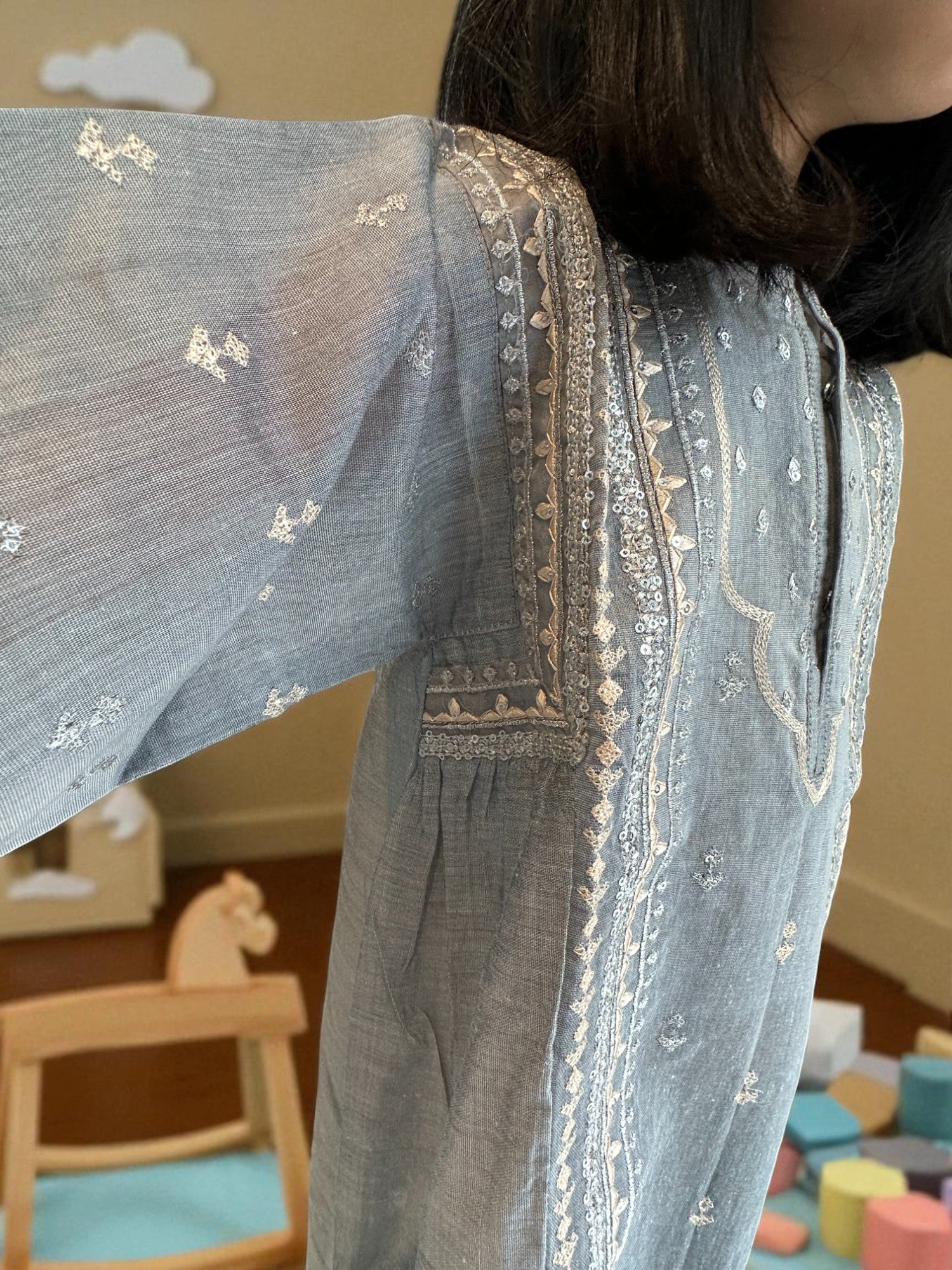 Silver Embroidered Straight Kameez 3 Piece Outfit | Kids | KZ012