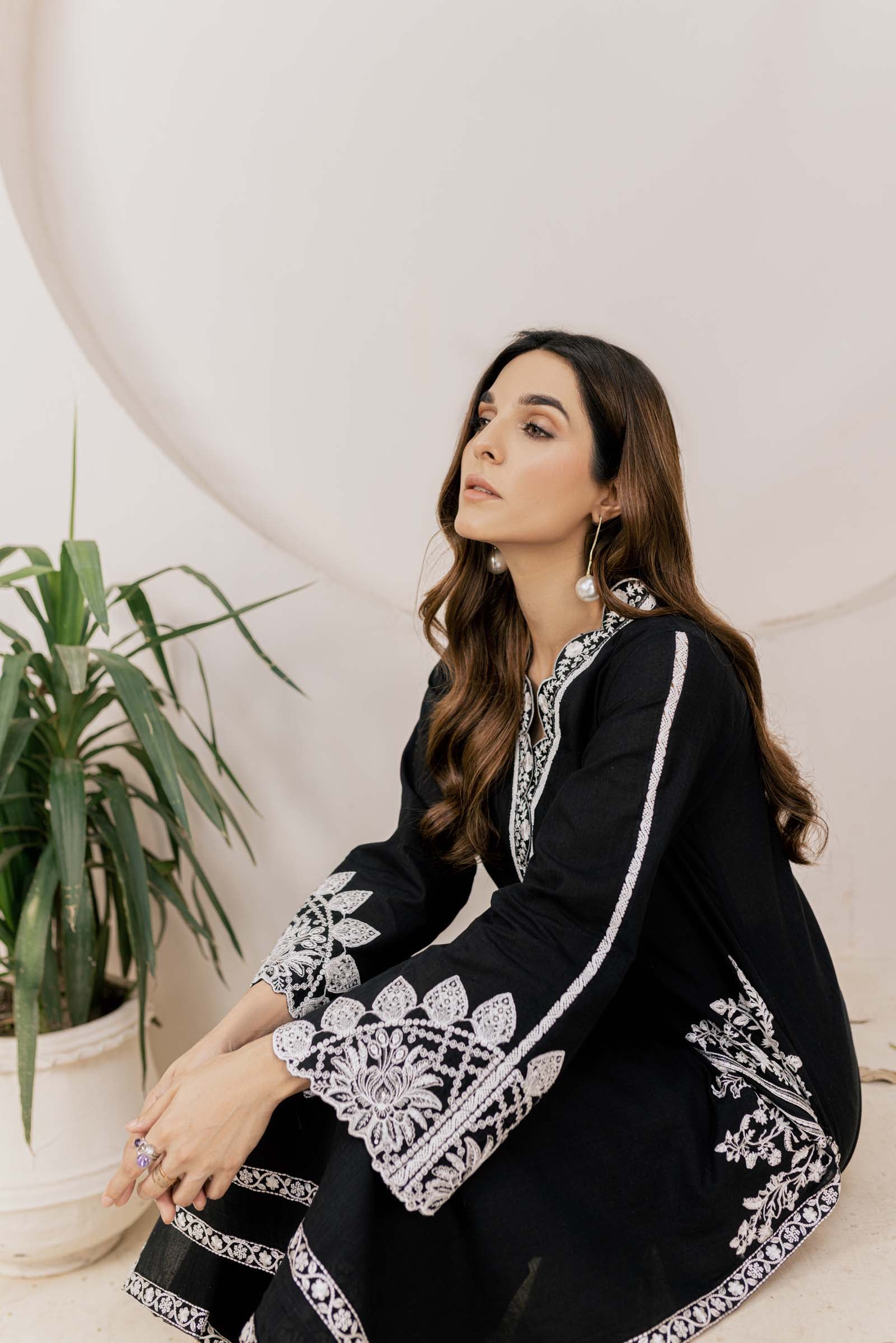 Black Embroidered 2 Piece Suit | Izel | Kafiyat