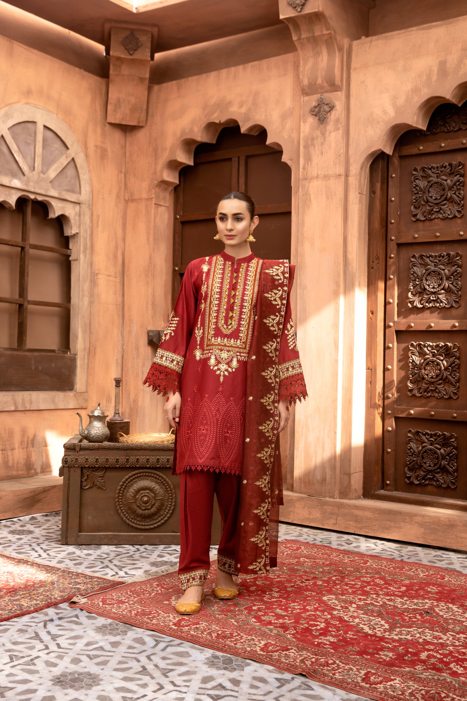 Maroon Embroidered 3 Piece Suit | ZUN | Mehreen