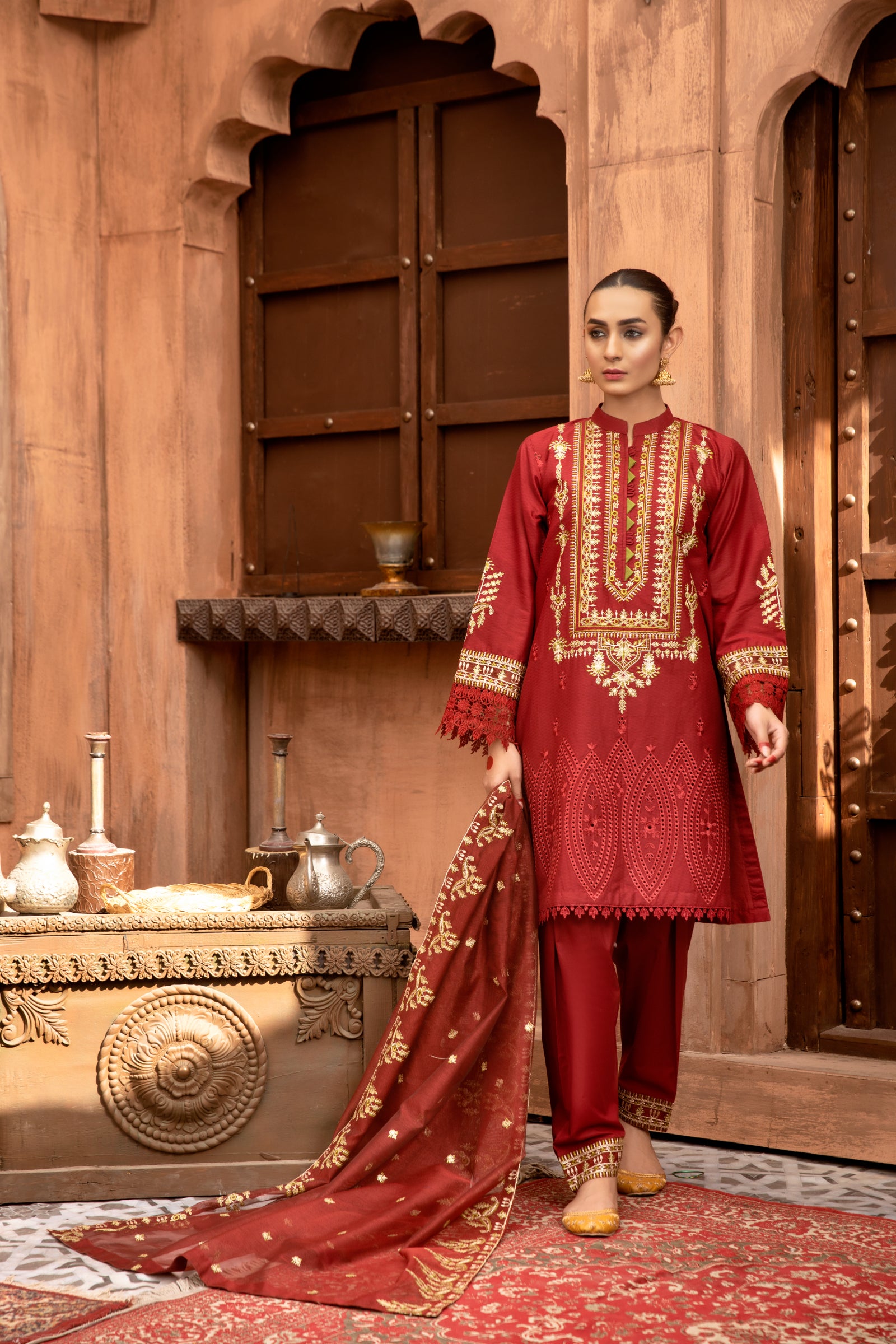 Maroon Embroidered 3 Piece Suit | ZUN | Mehreen