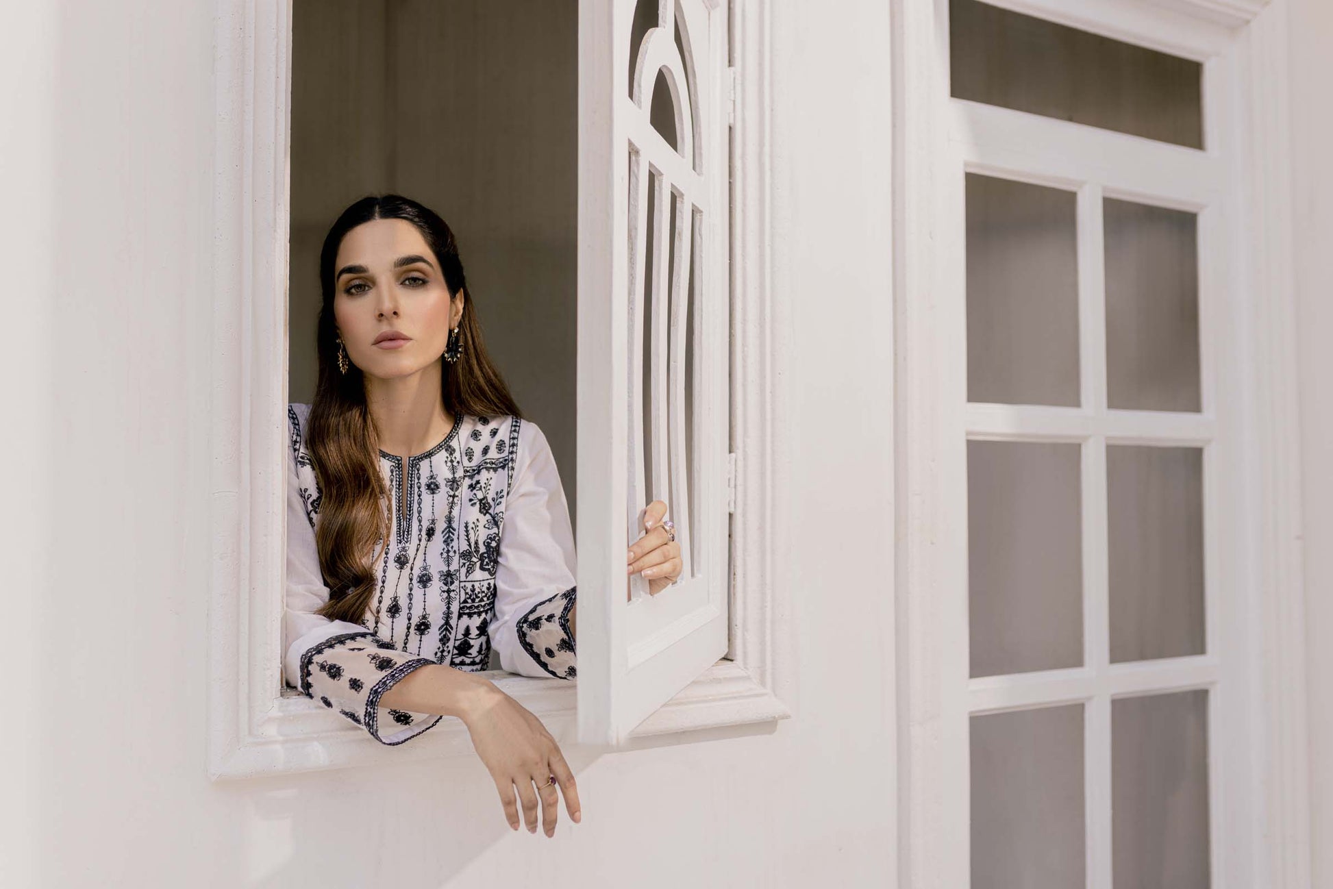 White Embroidered 2 Piece Suit | Izel | Naqsh