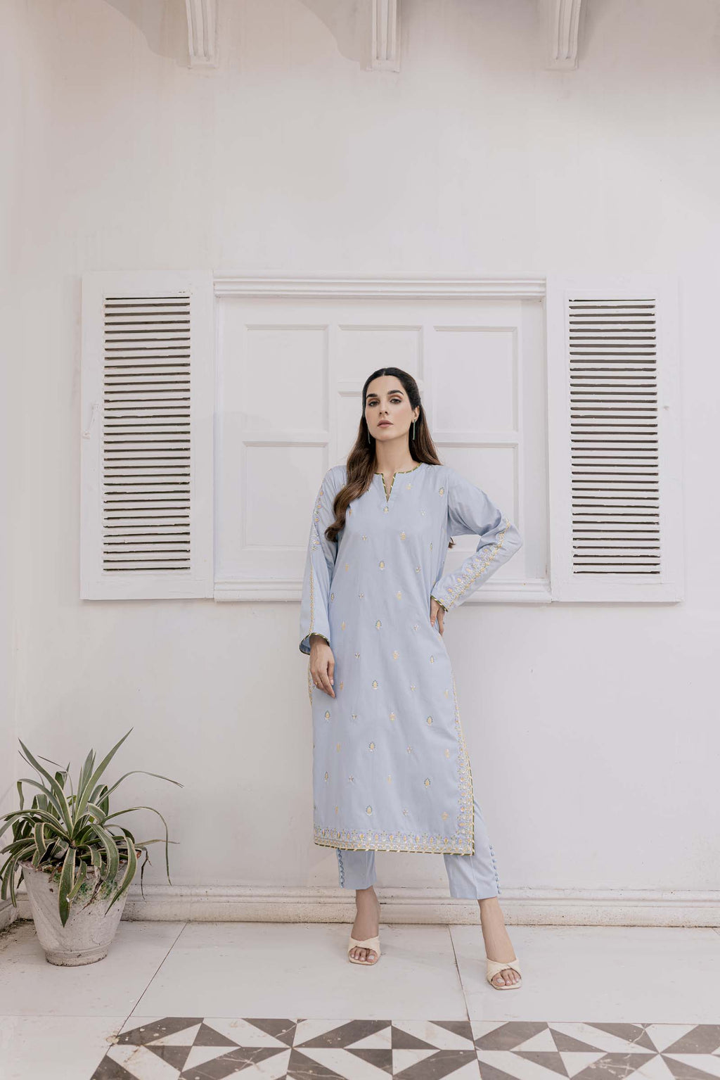 Blue Embroidered 2 Piece Suit | Izel | Saahil