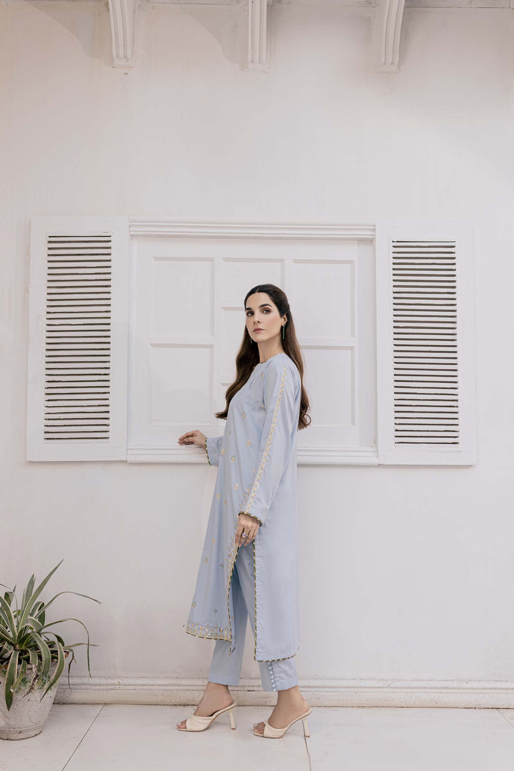 Blue Embroidered 2 Piece Suit | Izel | Saahil