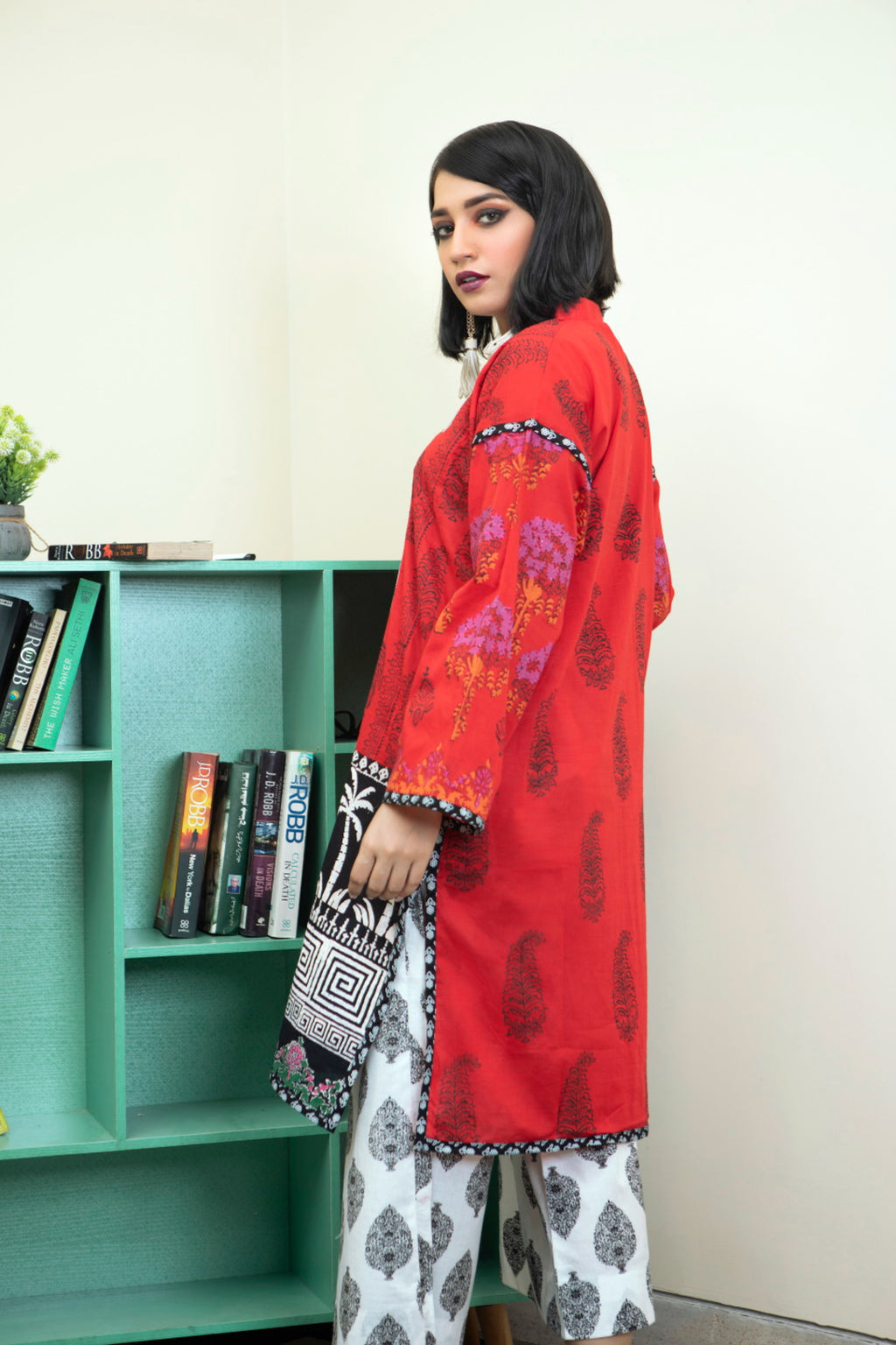 Red Embroidered & Block Print 2 Piece Suit | ZUN | Sanya