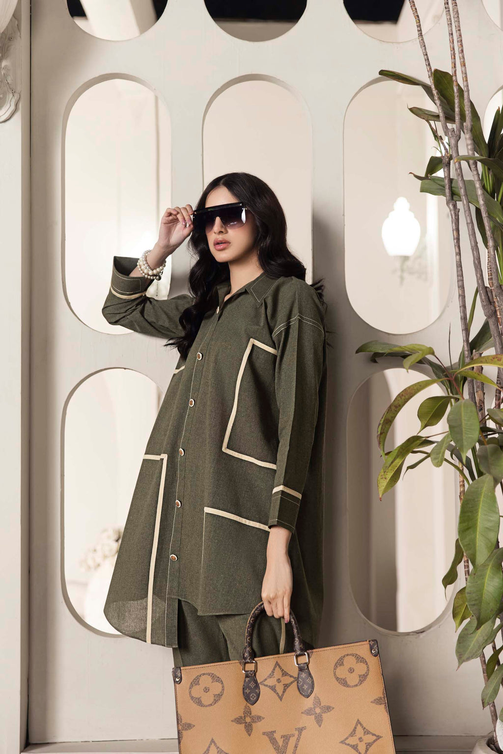Olive Green Contrast Detailed 2 Piece Suit | Izel | Zel