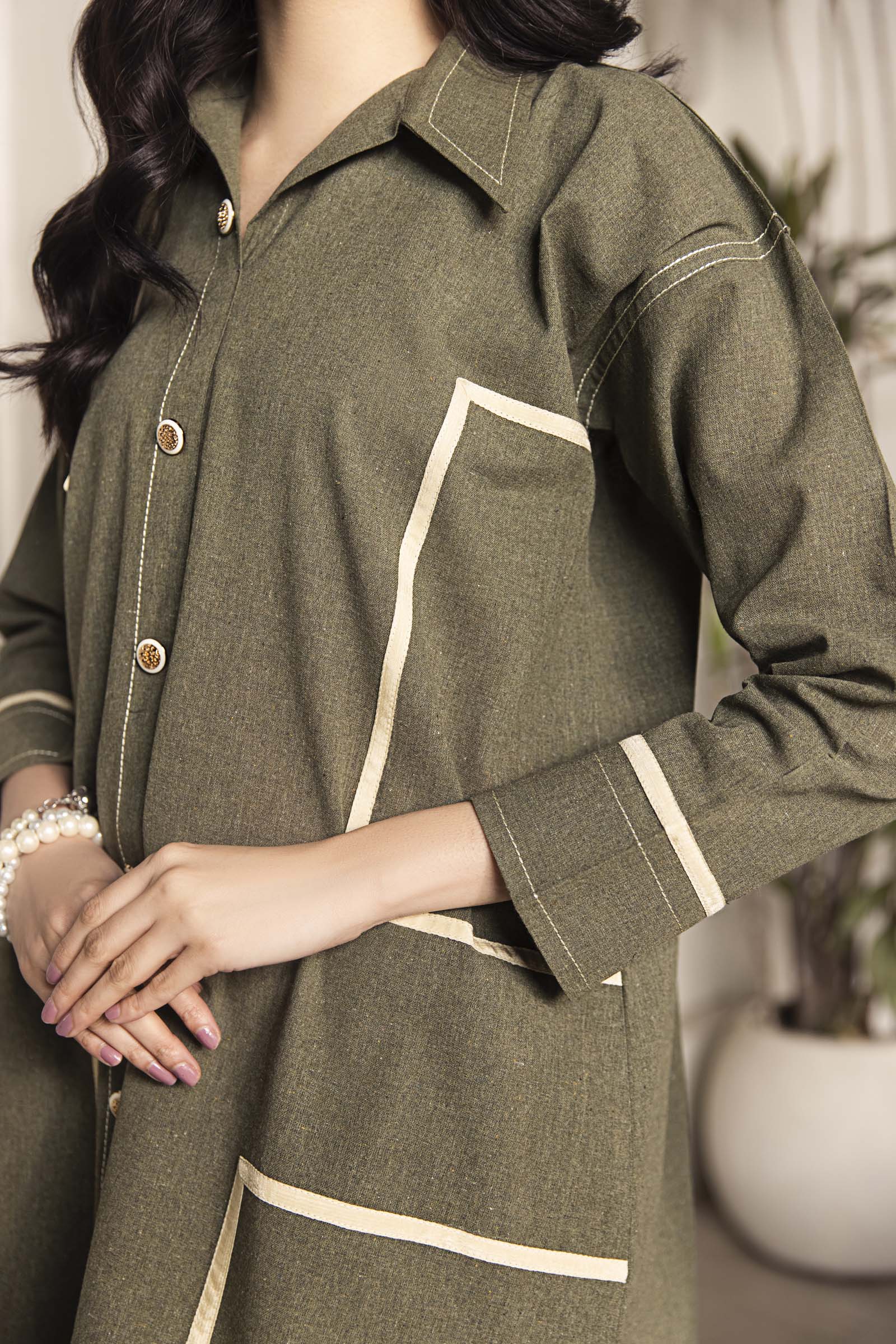 Olive Green Contrast Detailed 2 Piece Suit | Izel | Zel