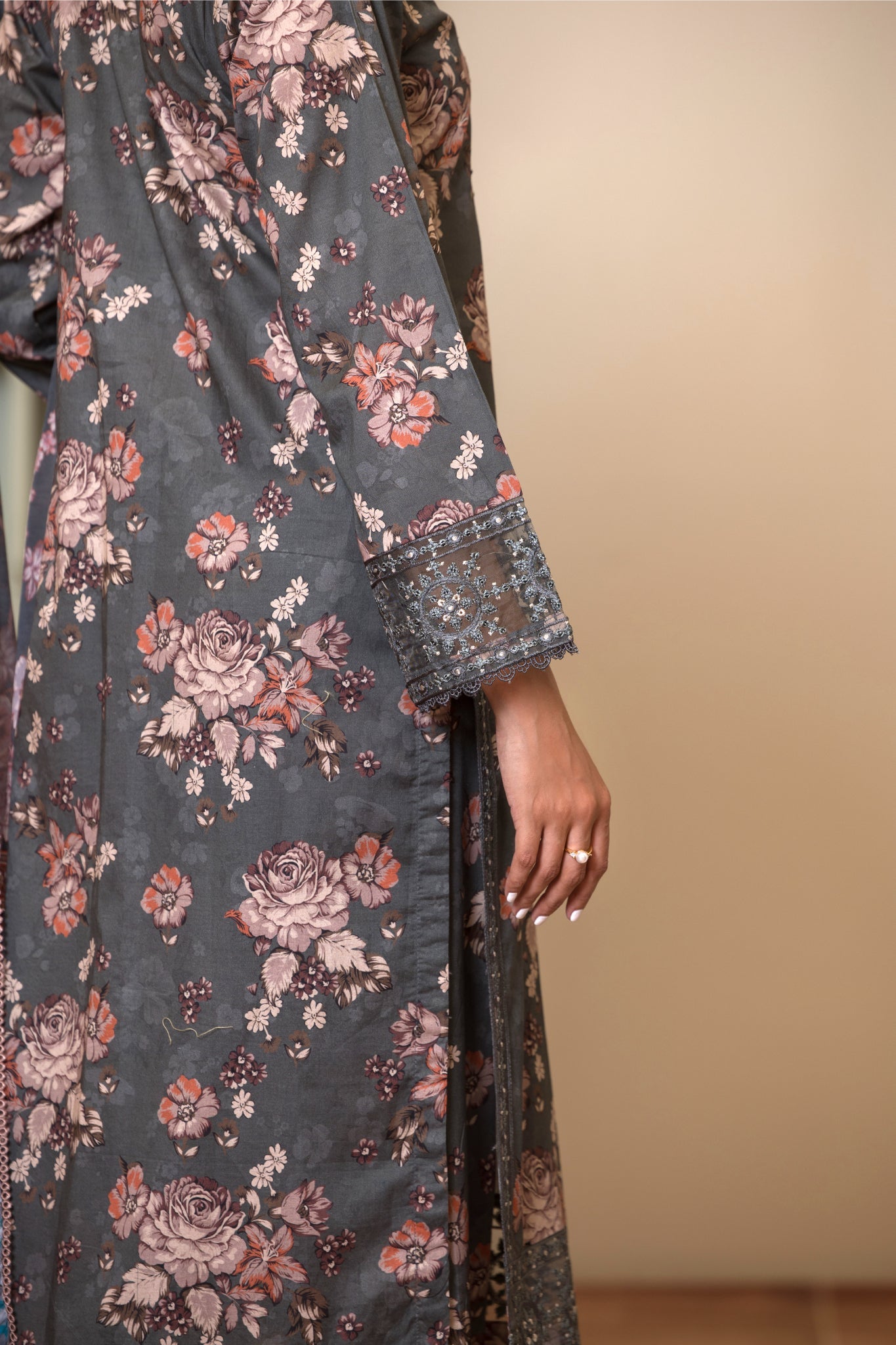 ZK6 – 3 Piece Summer Lawn Suit in Charcoal Grey with Floral Print and Red Contrast Dupatta – Zoi & Hunni Collection
