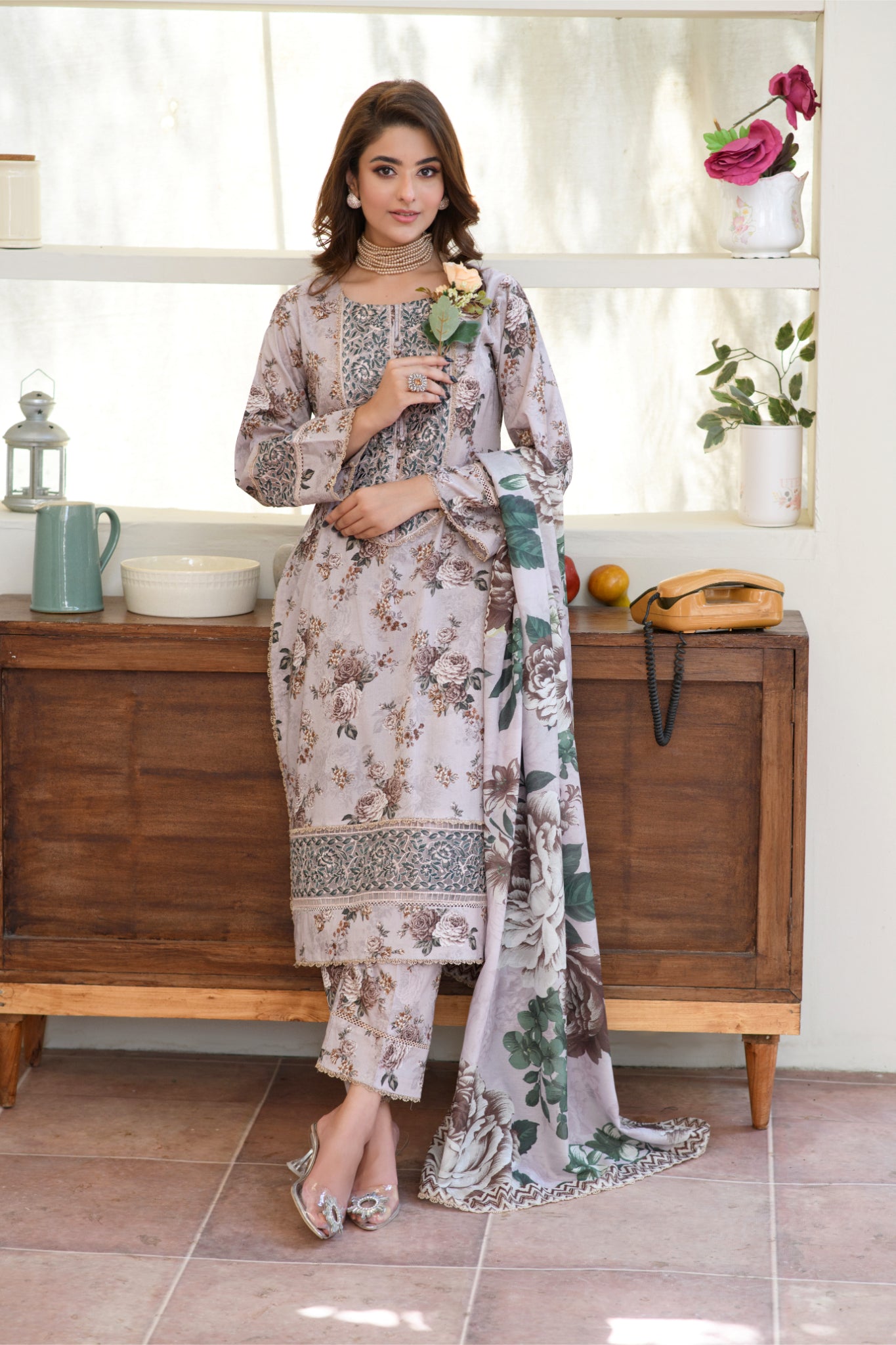 ZK8 – 3 Piece Summer Lawn Suit in Beige Mauve with Vintage Floral Print and Coordinated Dupatta – Zoi & Hunni Collection