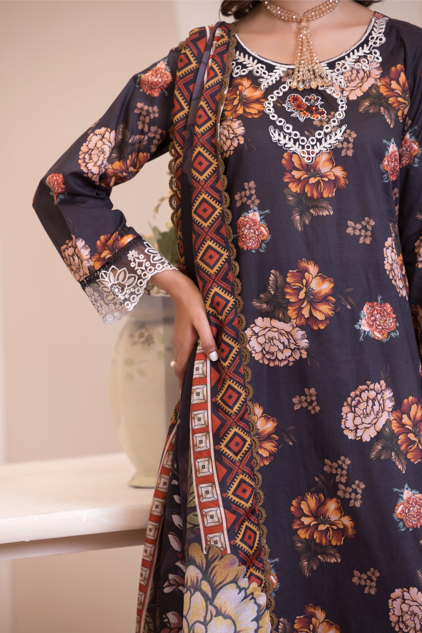 ZK9 – 3 Piece Summer Lawn Suit in Black with Autumn Floral Print and Geometric Dupatta – Zoi & Hunni Collection